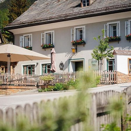 Mayer - Wirtshaus Und Dorfhotel Sankt Martin am Grimming Exterior foto